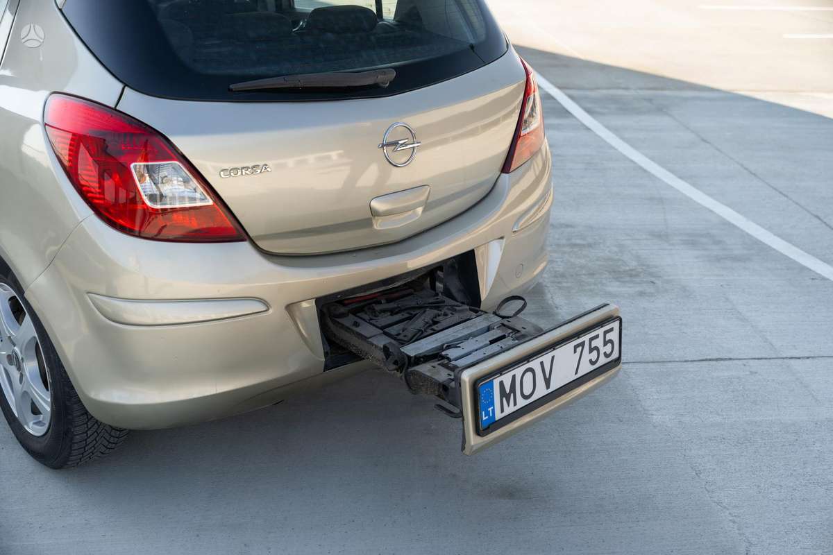 Opel Corsa, 1.2 l., Хэтчбек