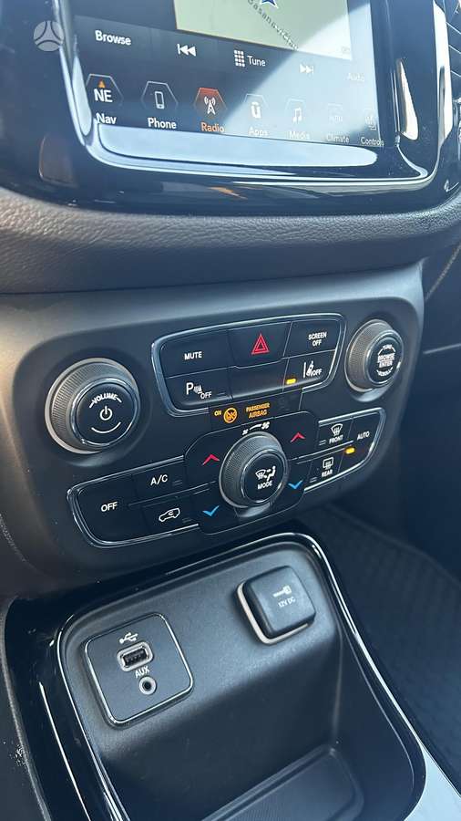 Jeep Compass, 1.4 l., Внедорожник / Кроссовер
