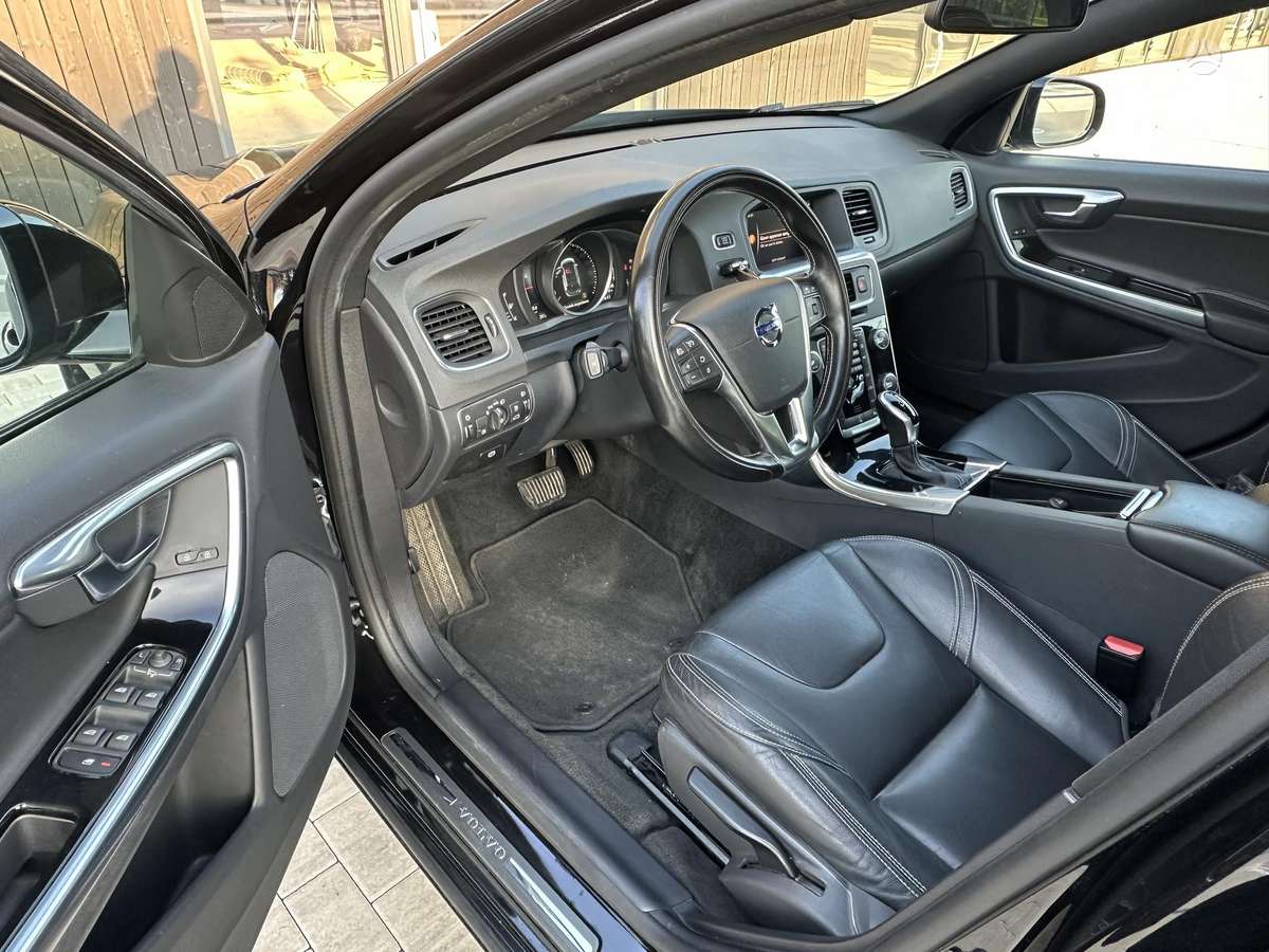 Volvo V60, 2.0 l., wagon