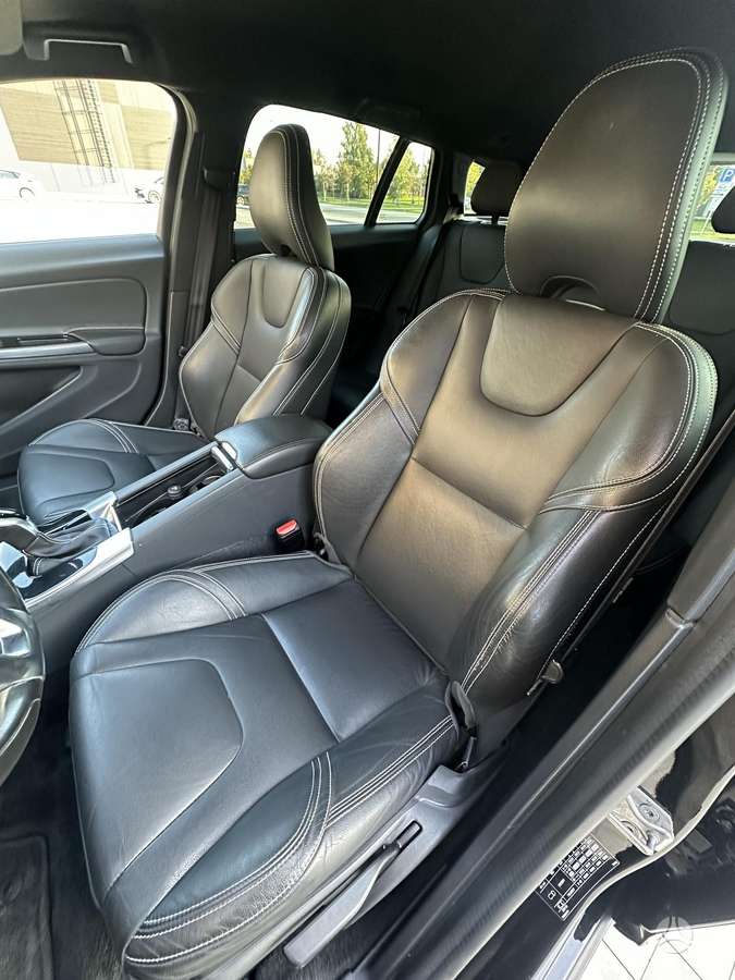 Volvo V60, 2.0 l., wagon