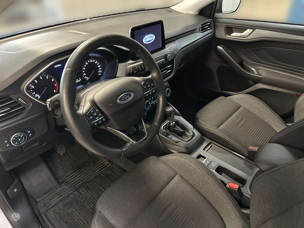 Ford Focus, 1.0 l., hatchback