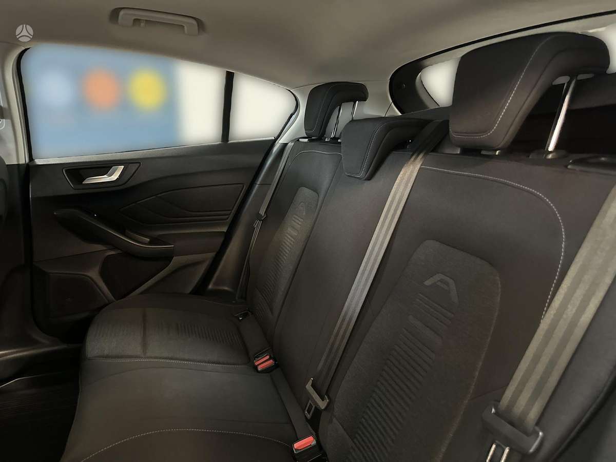 Ford Focus, 1.0 l., Хэтчбек