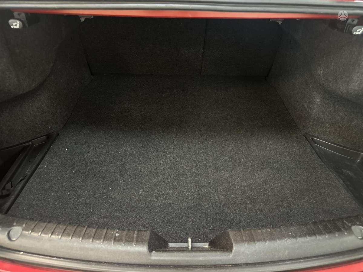 Mazda 6, 2.0 l., Седан