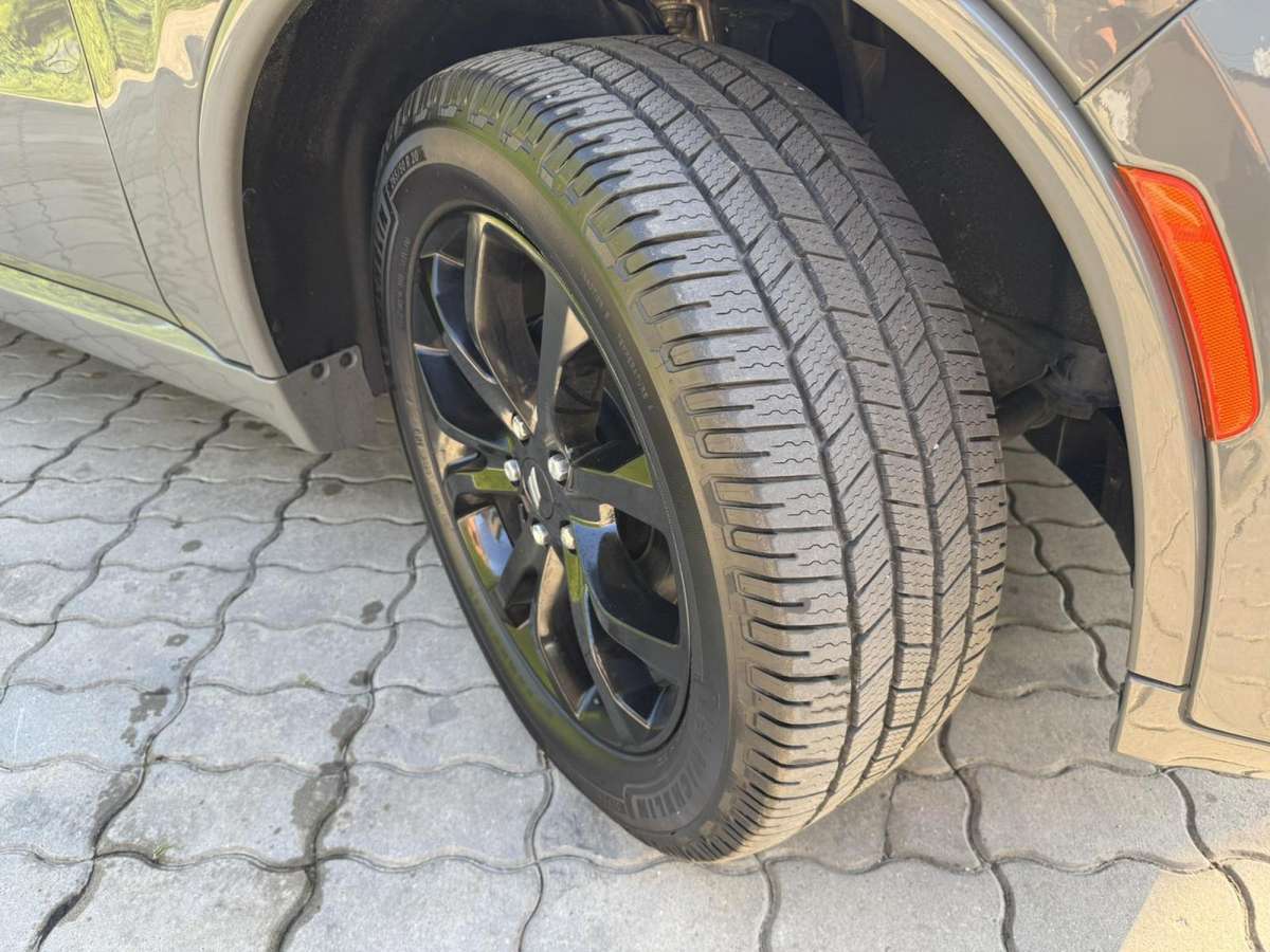 Dodge Durango, 3.6 l., off-road / crossover