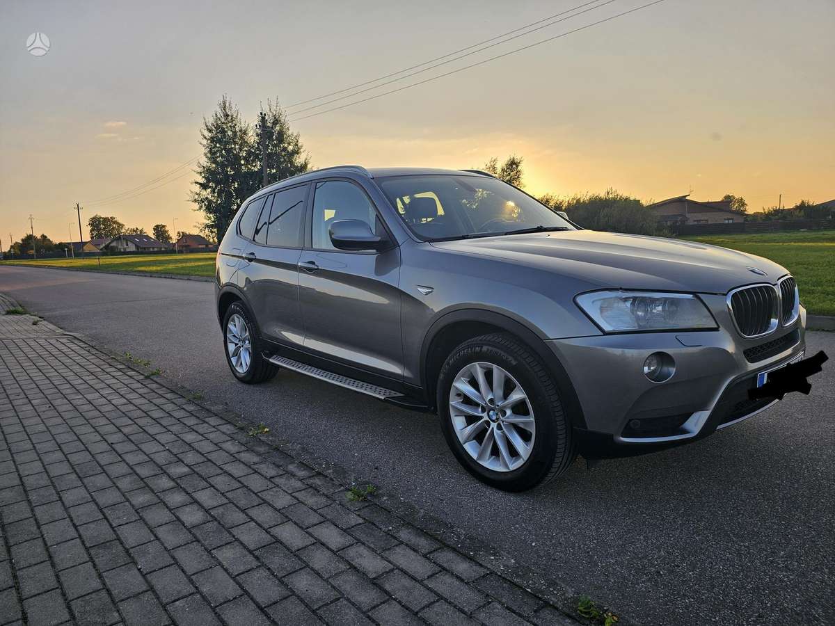 BMW X3, 2.0 l., hatchback