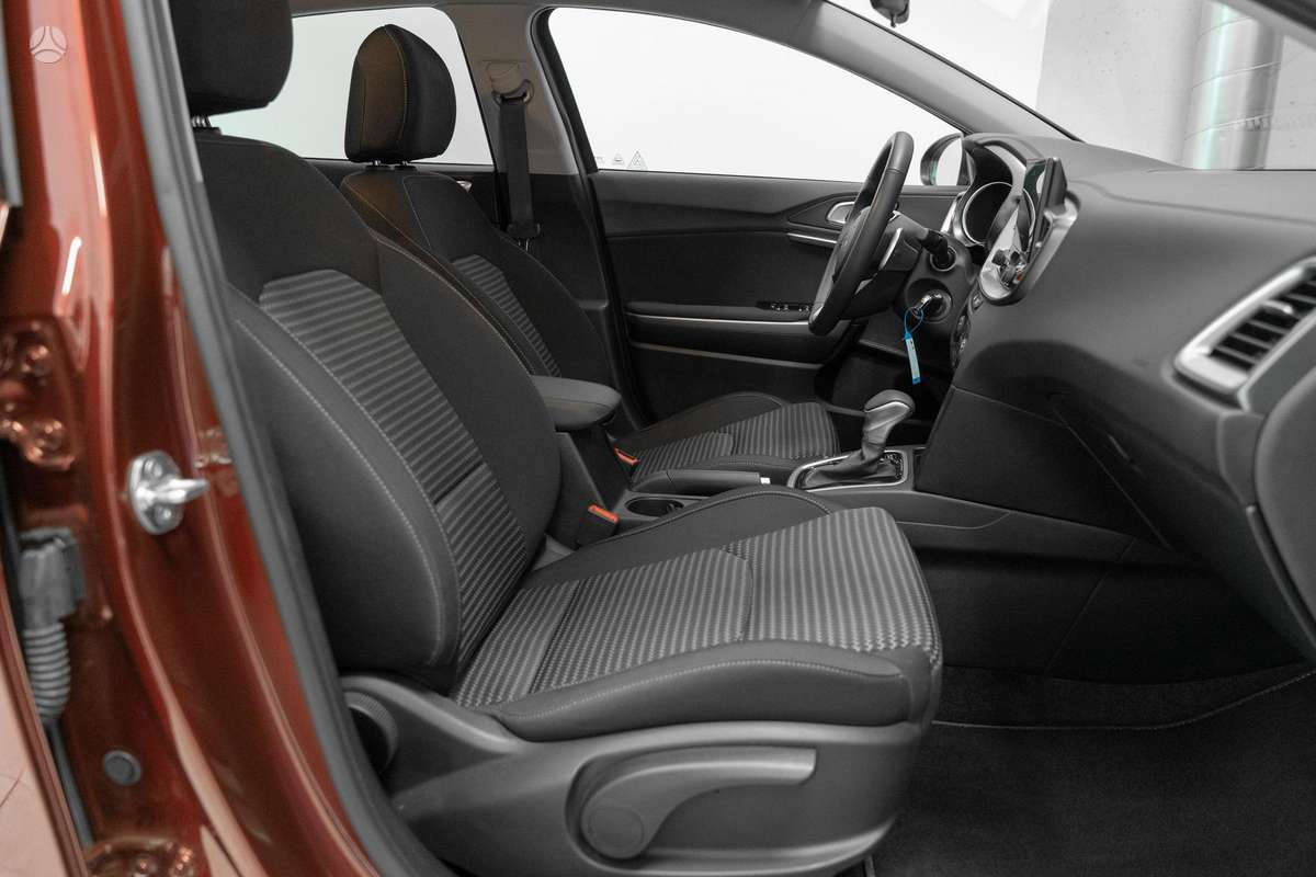 Kia XCeed, 1.6 l., Хэтчбек