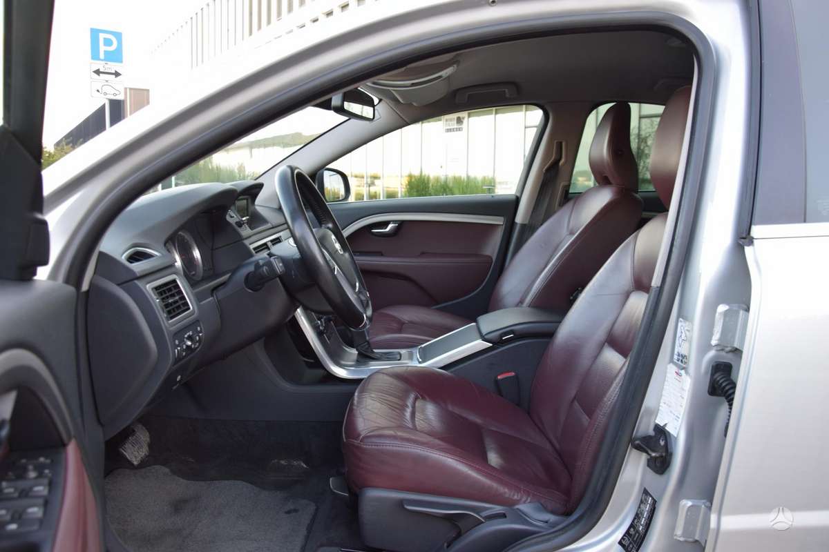 Volvo S80, 2.0 l., Седан