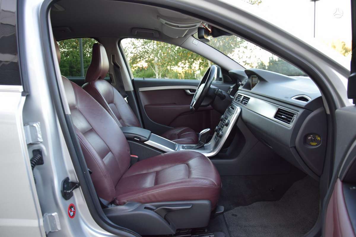 Volvo S80, 2.0 l., Седан