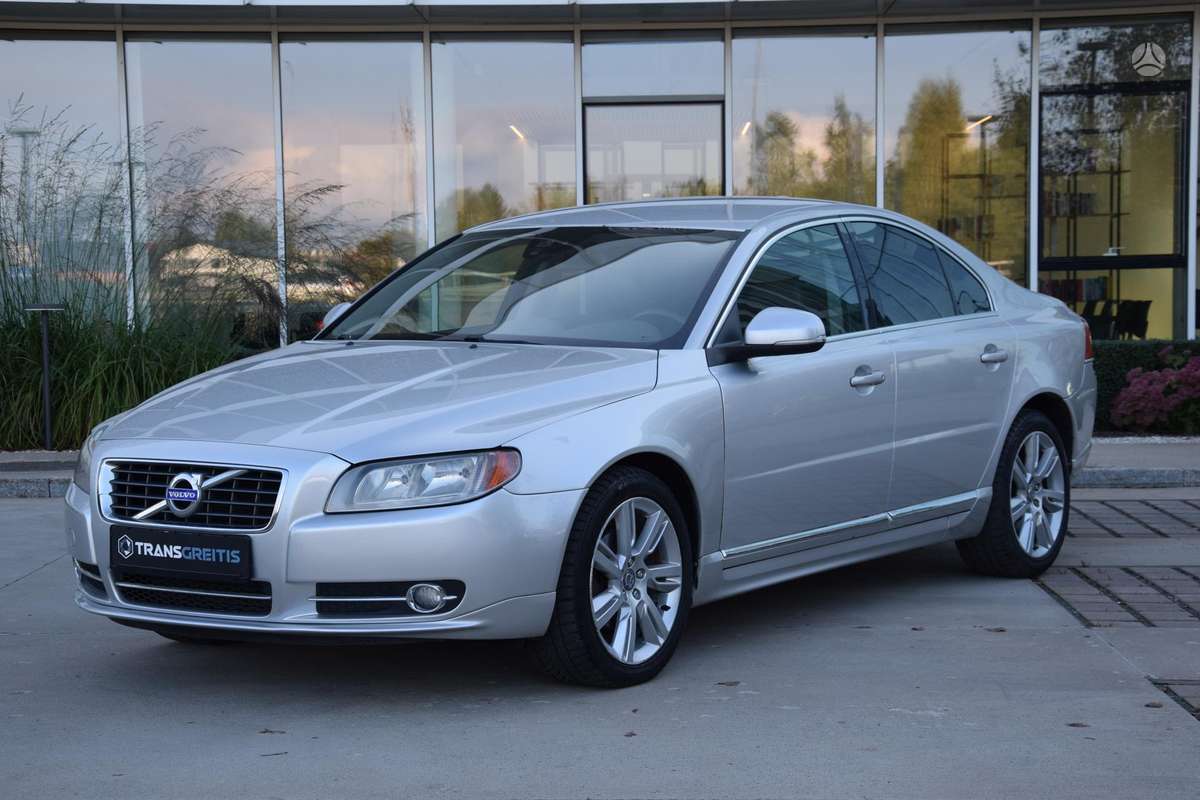 Volvo S80, 2.0 l., Седан