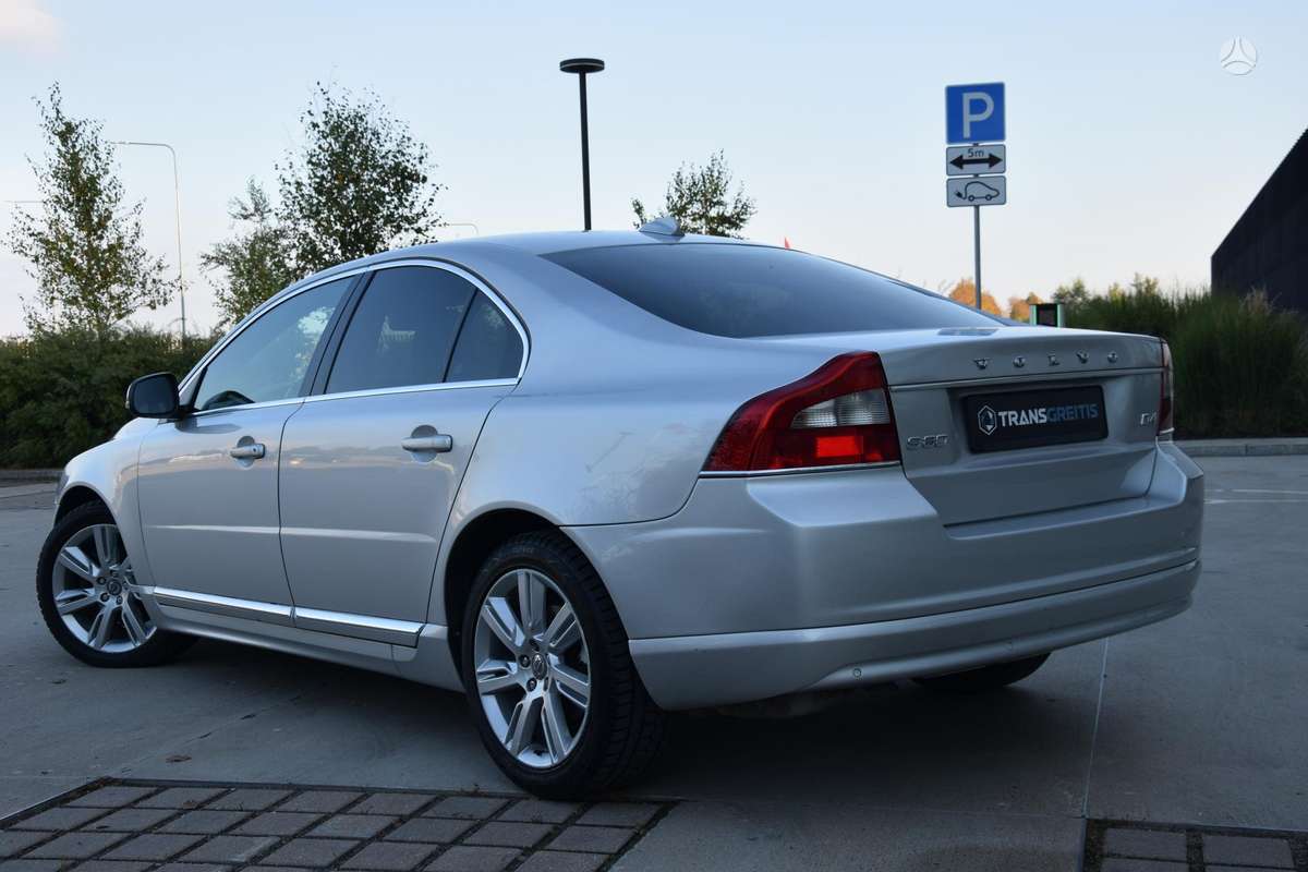 Volvo S80, 2.0 l., Седан