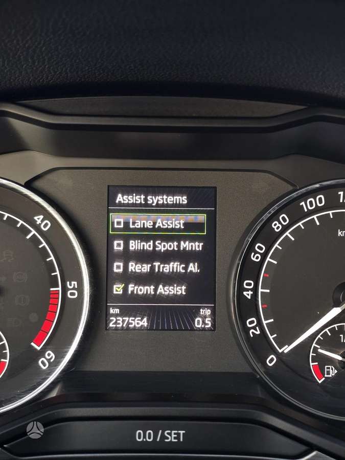 Skoda Superb, 1.6 l., Универсал
