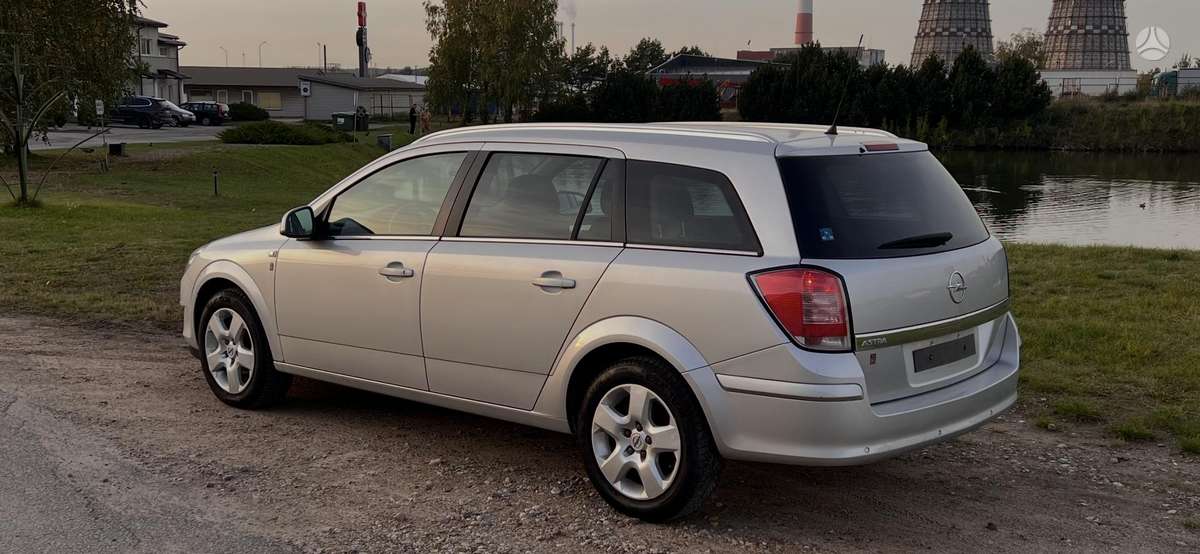 Opel Astra, 1.8 l., Универсал