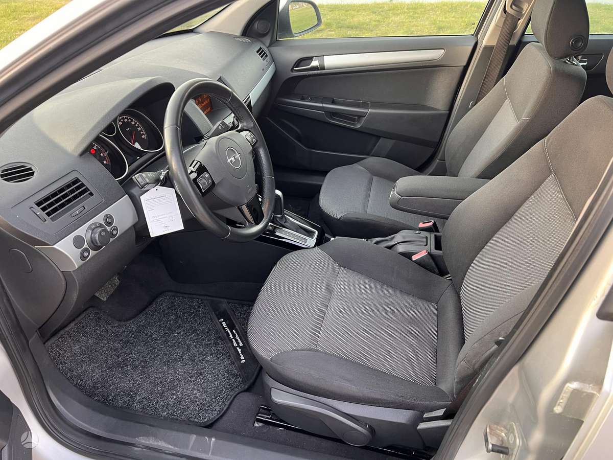 Opel Astra, 1.8 l., Универсал