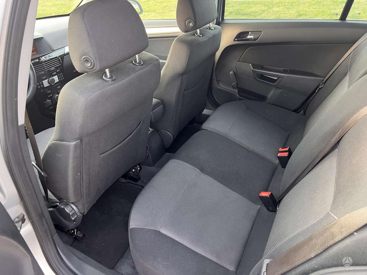 Opel Astra, 1.8 l., Универсал