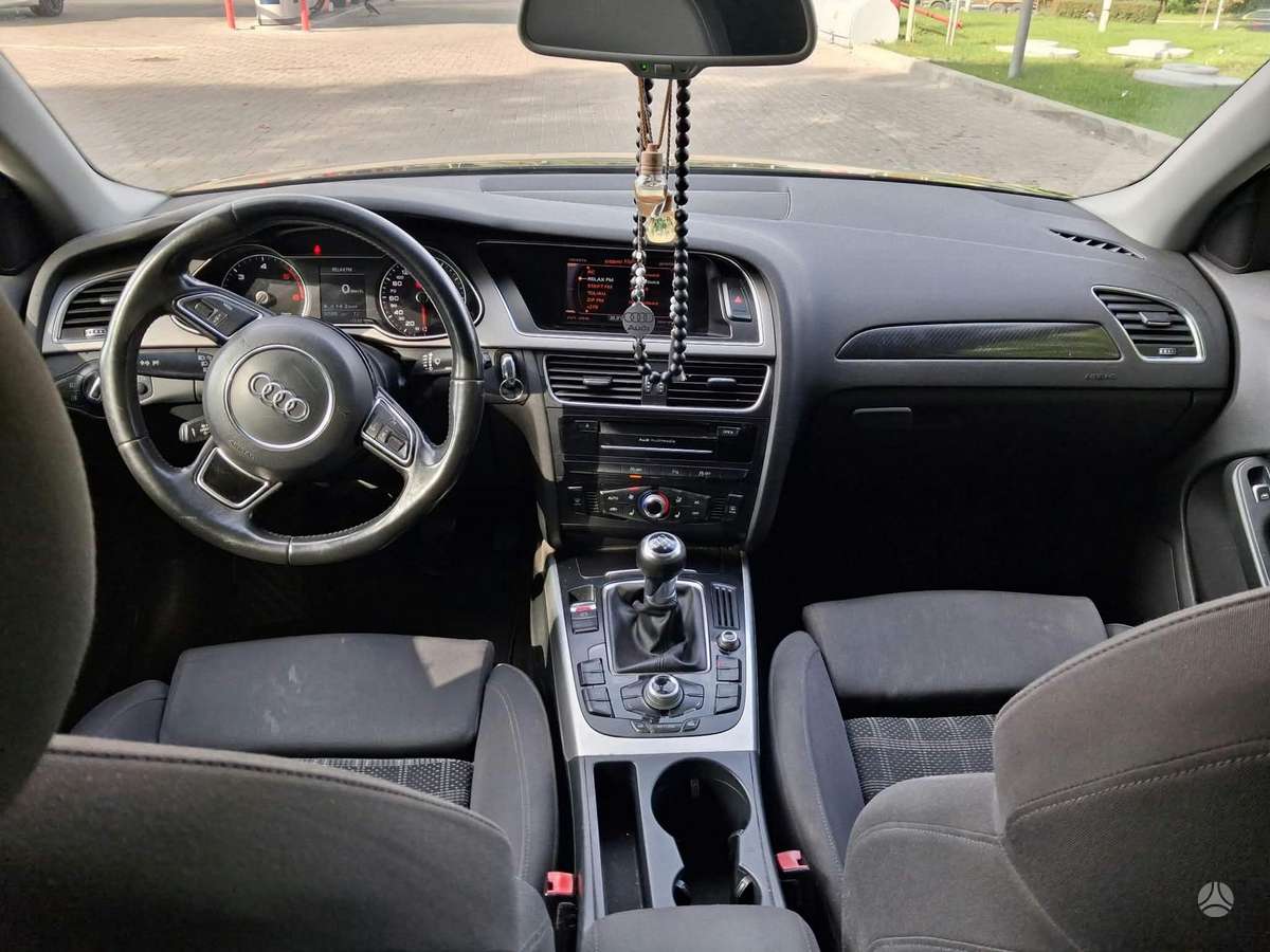 Audi A4, 2.0 l., Универсал