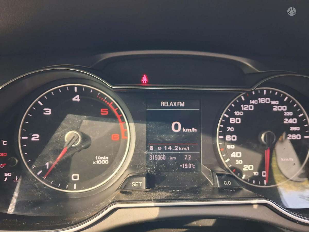 Audi A4, 2.0 l., universalas