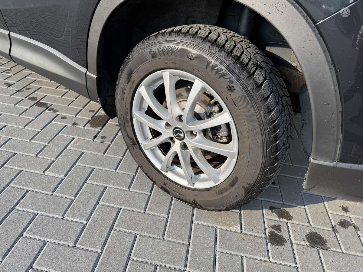 Mazda CX-5, 2.2 l., off-road / crossover