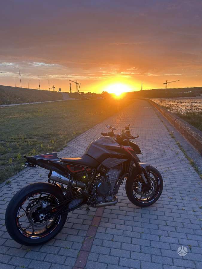 KTM Duke 790cc, street / classic