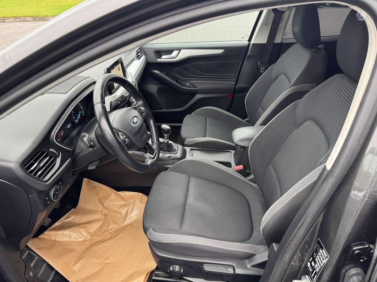 Ford Focus, 1.5 l., Хэтчбек