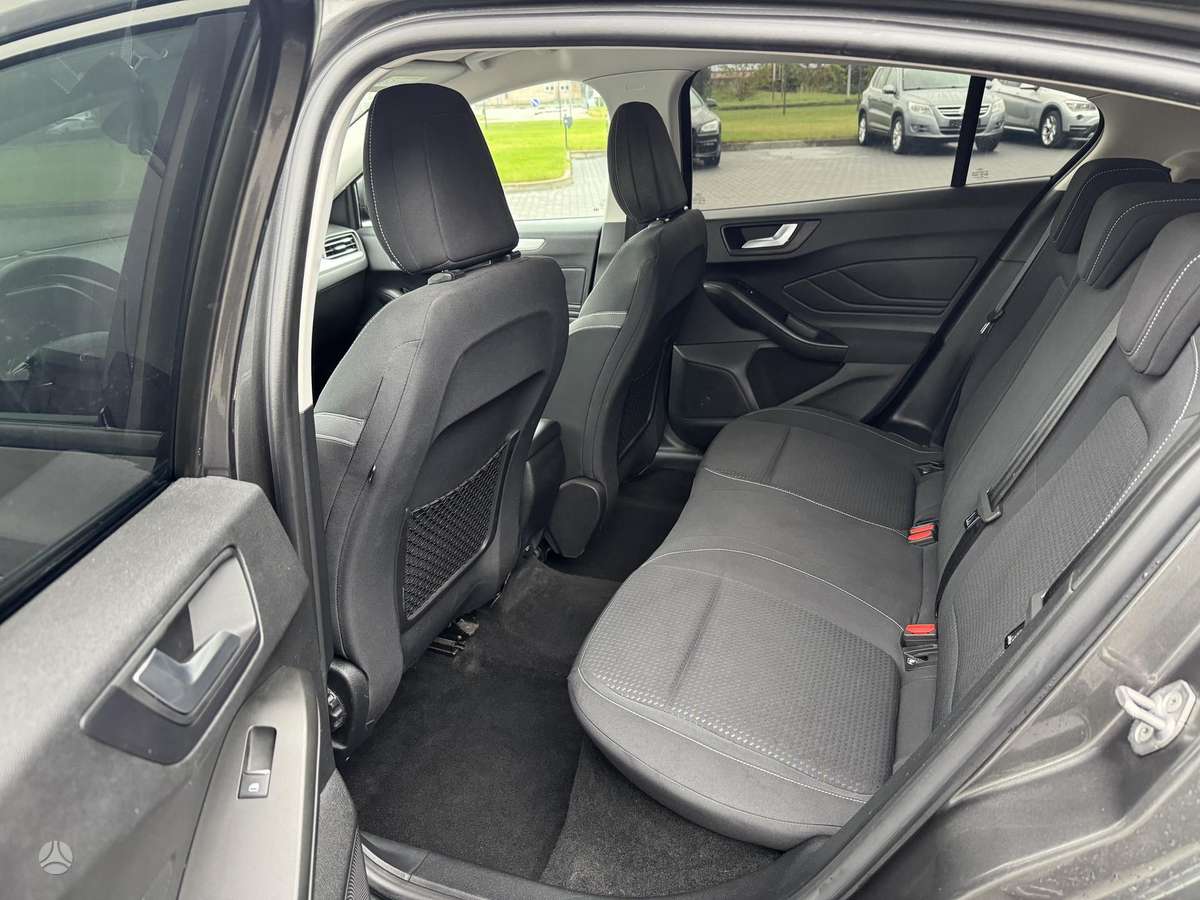 Ford Focus, 1.5 l., Хэтчбек