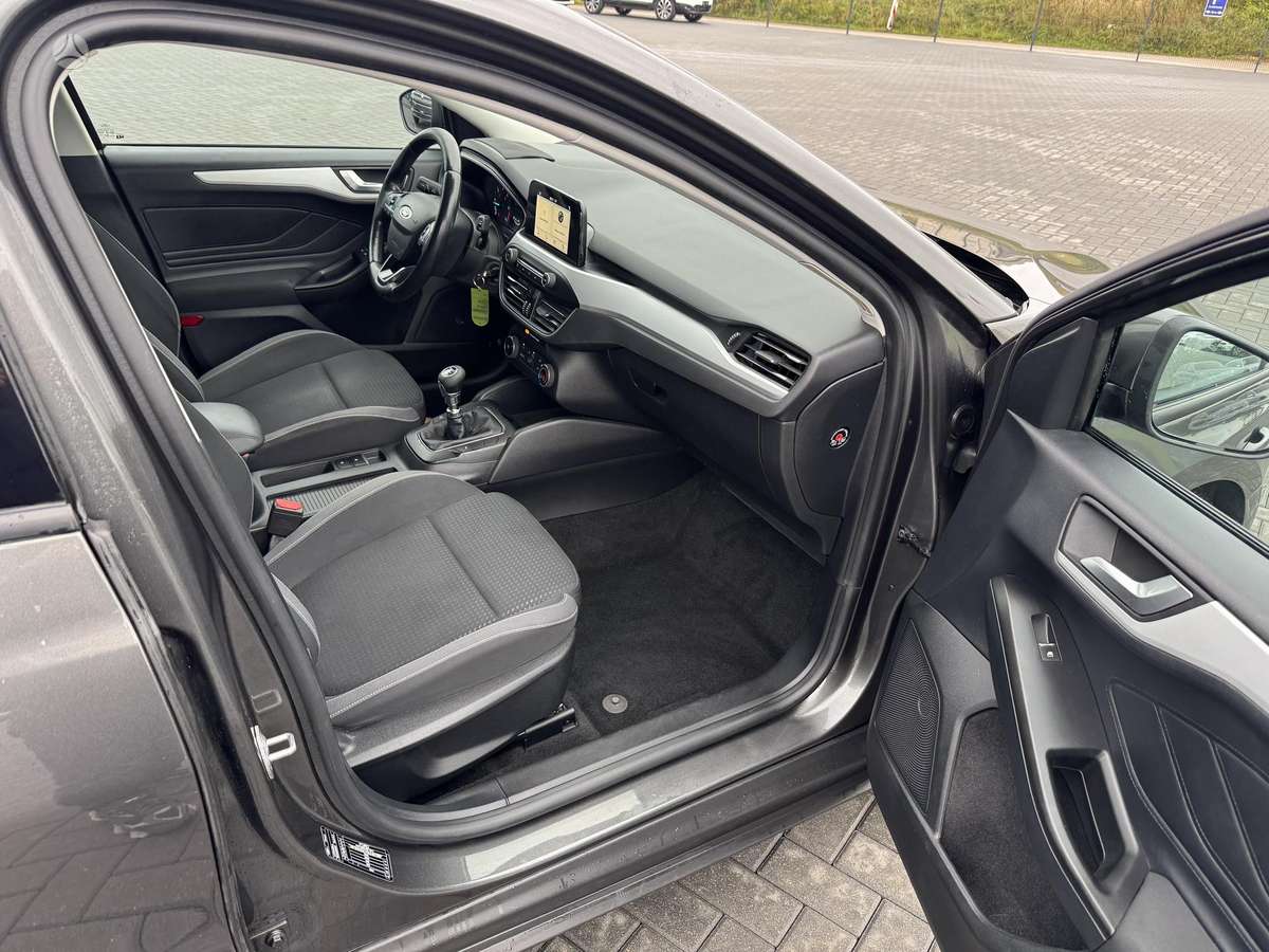Ford Focus, 1.5 l., Хэтчбек