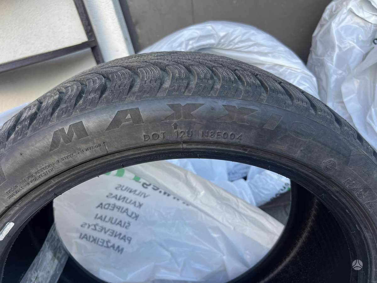 Maxxis Premitra, winter 255/40 R20