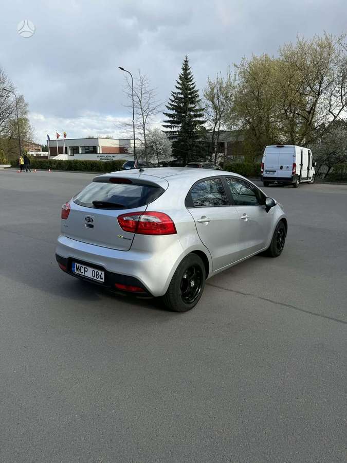 Kia Rio, 1.1 l., hatchback