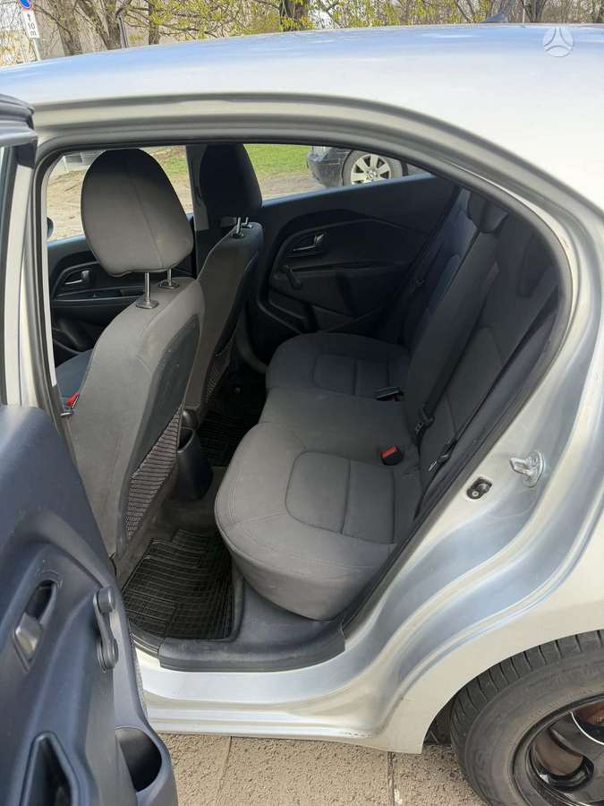 Kia Rio, 1.1 l., hatchback