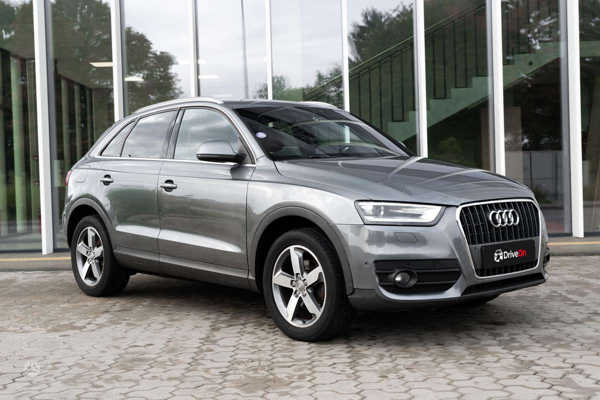 Audi Q3, 2.0 l., Внедорожник / Кроссовер