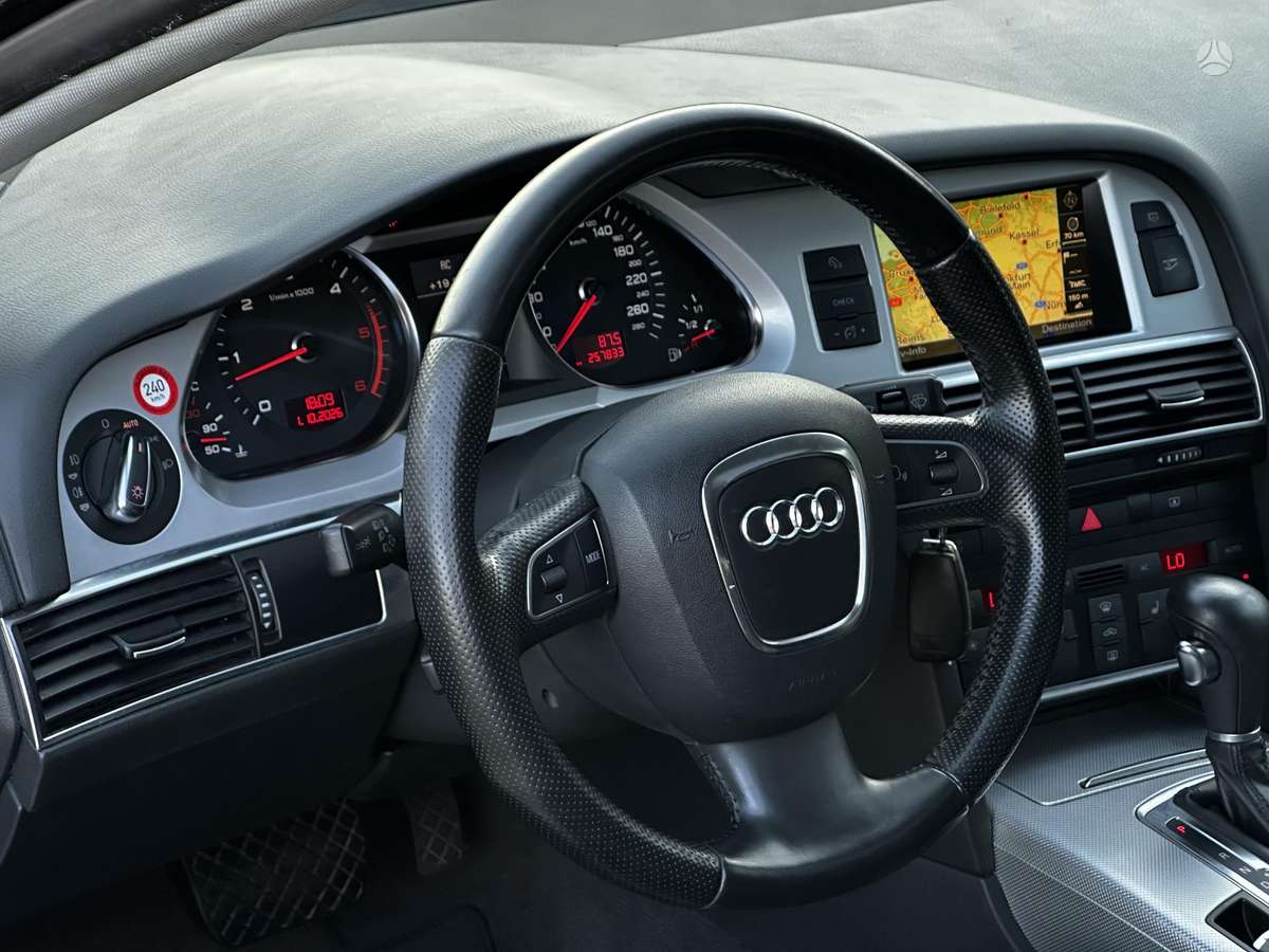 Audi A6, 3.0 l., Седан