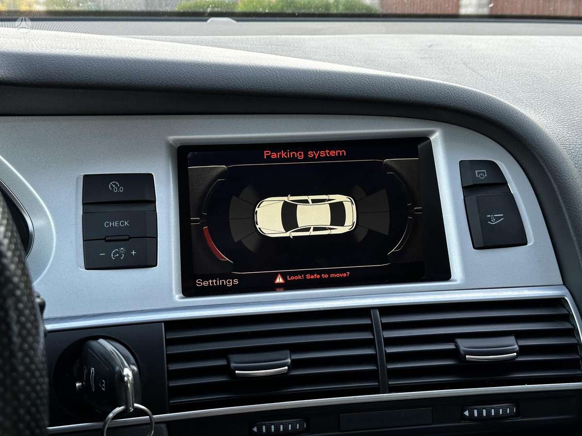 Audi A6, 3.0 l., Седан