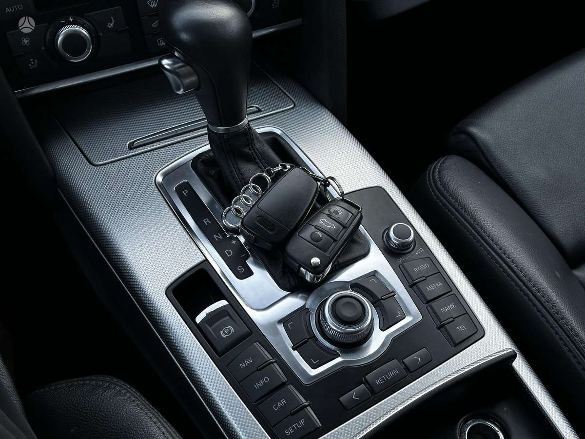 Audi A6, 3.0 l., Седан