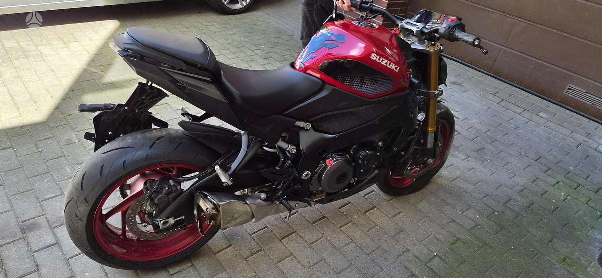 Suzuki GSX-S 1000cc, street / classic