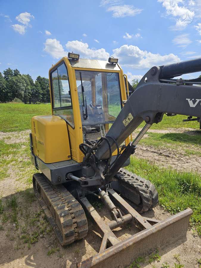 Volvo EC25, mini excavator