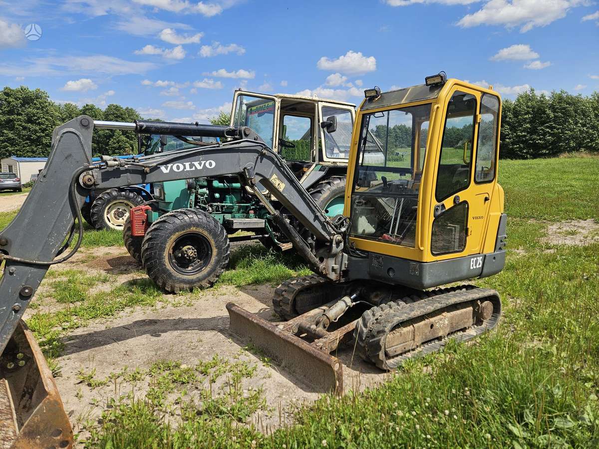 Volvo EC25, mini excavator