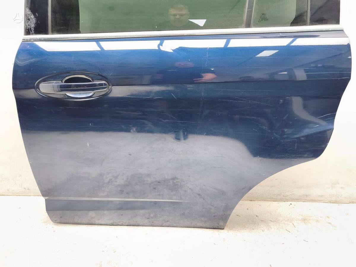 Ford C-MAX doors