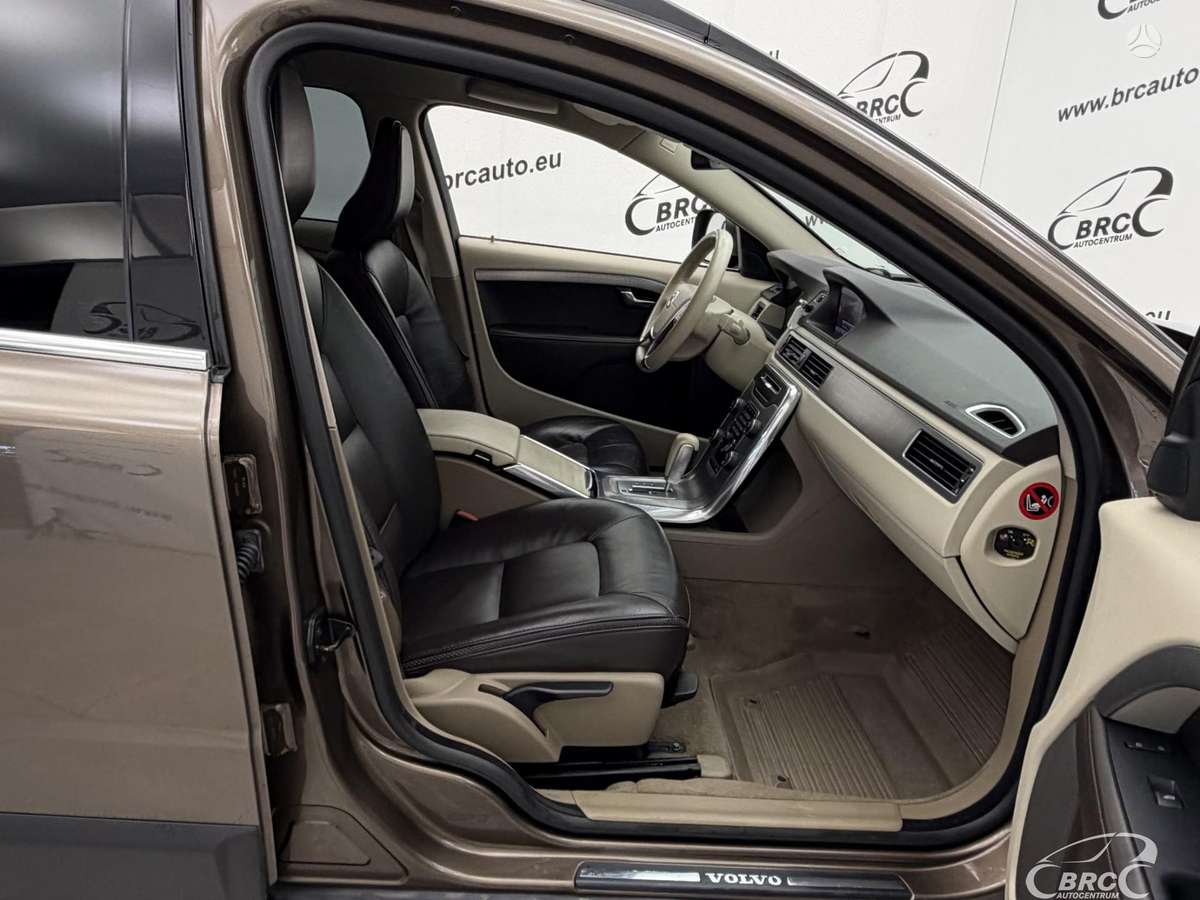 Volvo XC70, 2.4 l., Универсал