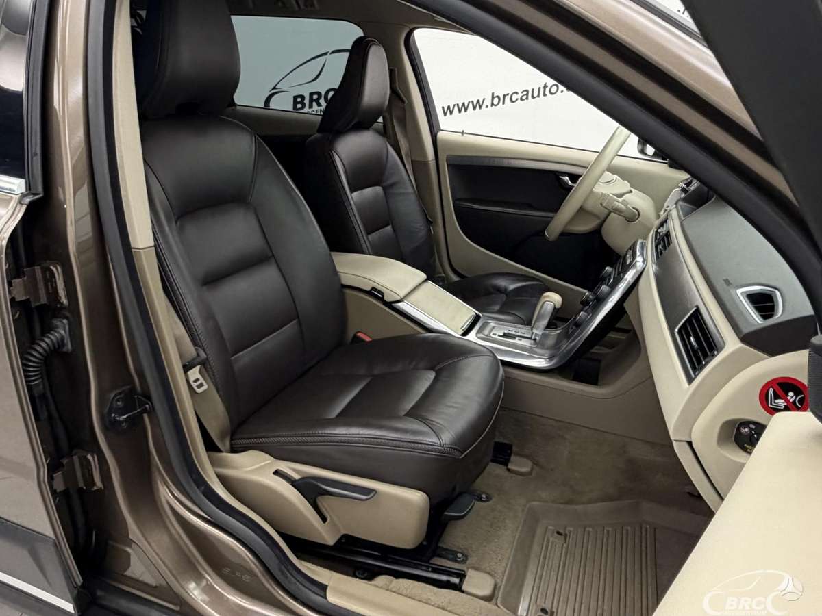 Volvo XC70, 2.4 l., Универсал