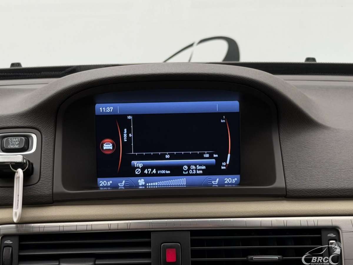 Volvo XC70, 2.4 l., wagon