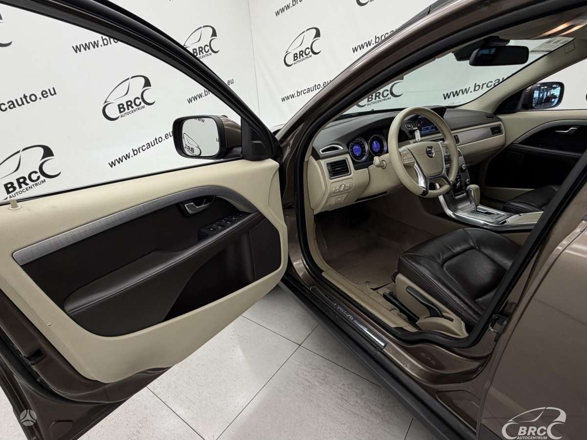 Volvo XC70, 2.4 l., Универсал