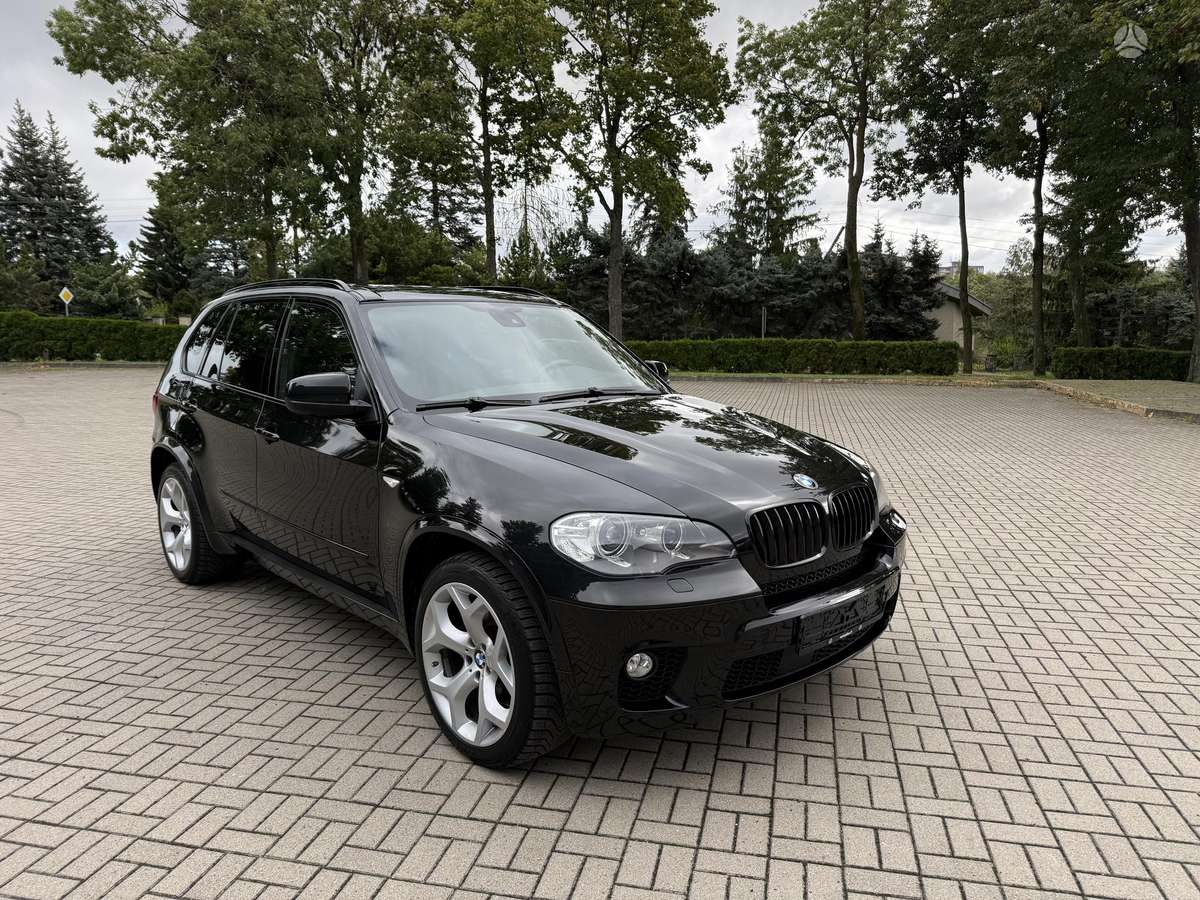 BMW X5, 3.0 l., off-road / crossover