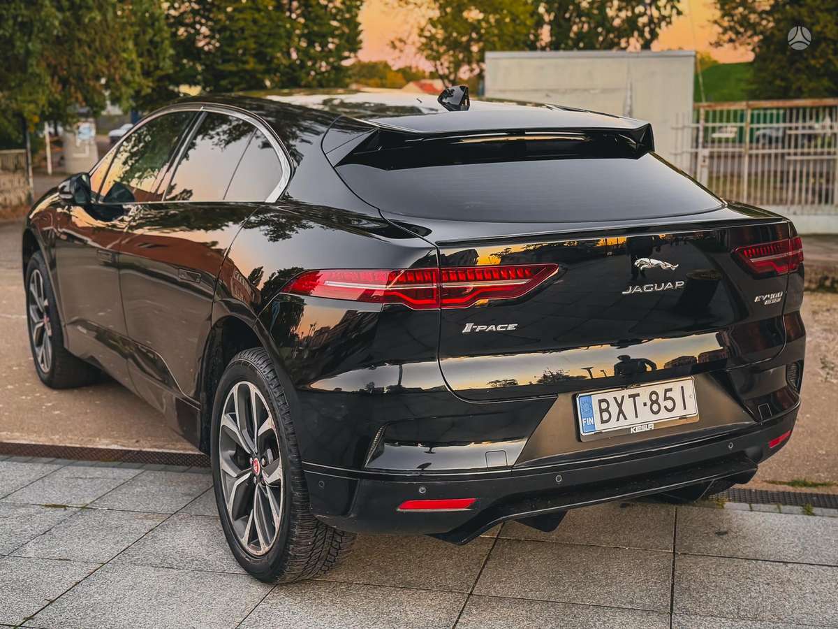 Jaguar I-Pace, 90 kWh, off-road / crossover