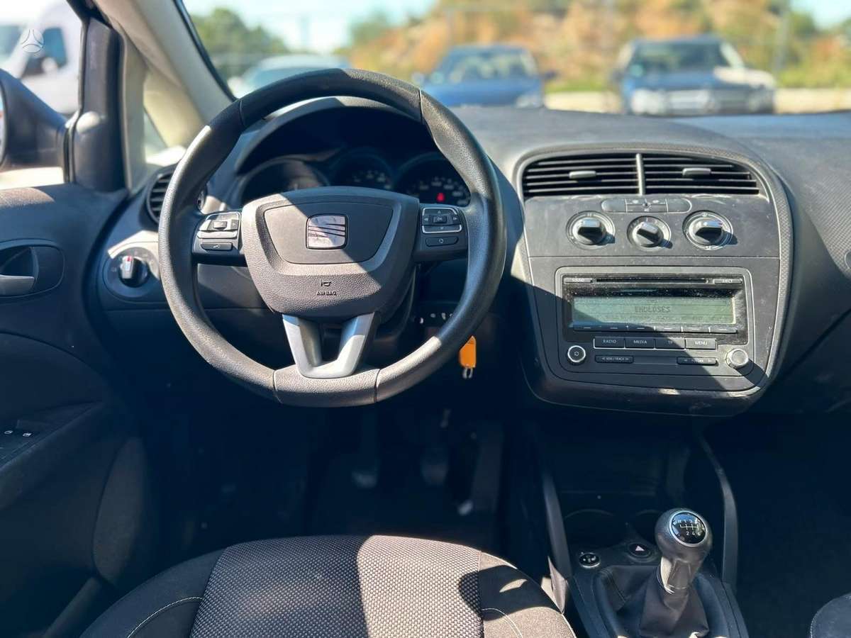 Seat Altea XL dalimis