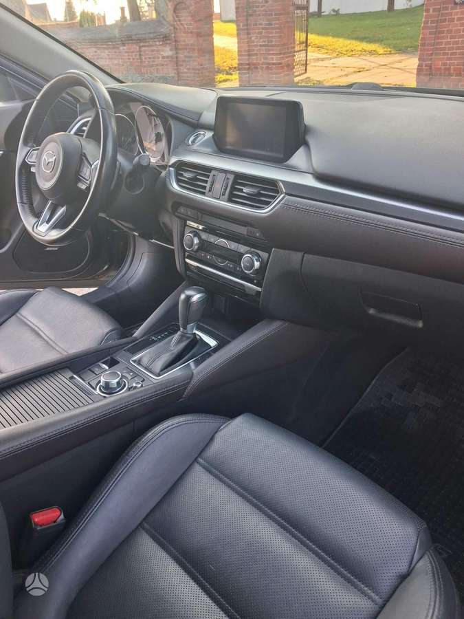 Mazda 6, 2.2 l., universalas