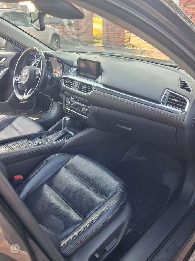 Mazda 6, 2.2 l., wagon