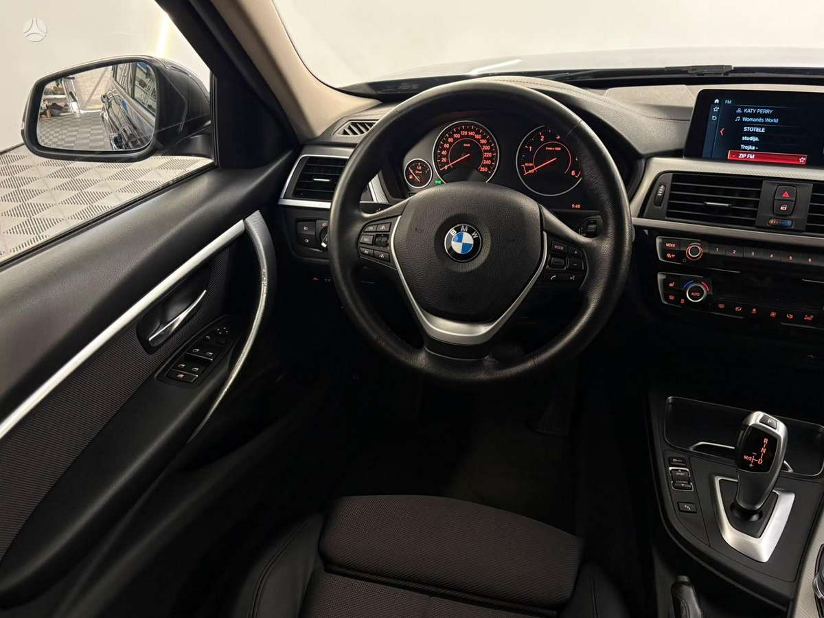 BMW 320, 2.0 l., wagon