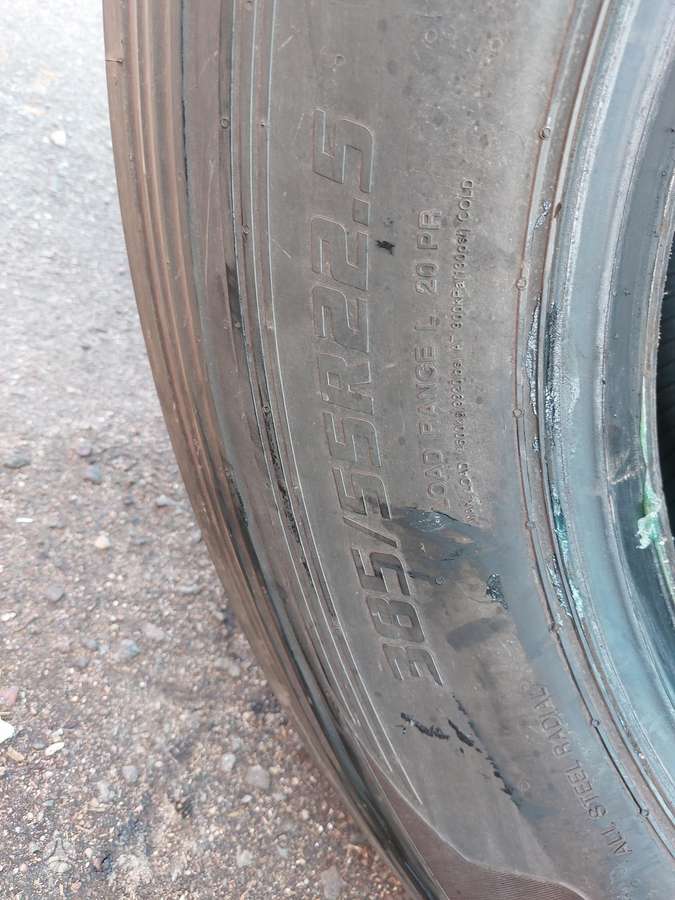 -Kita-, universalios 385/55 R22,5