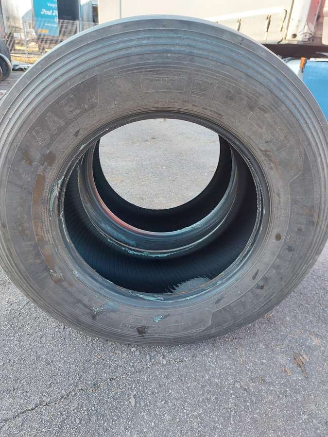 -Kita-, universalios 385/55 R22,5