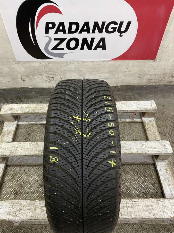Goodyear Vector 4Seasons gen-2, всесезонные 215/50 R17
