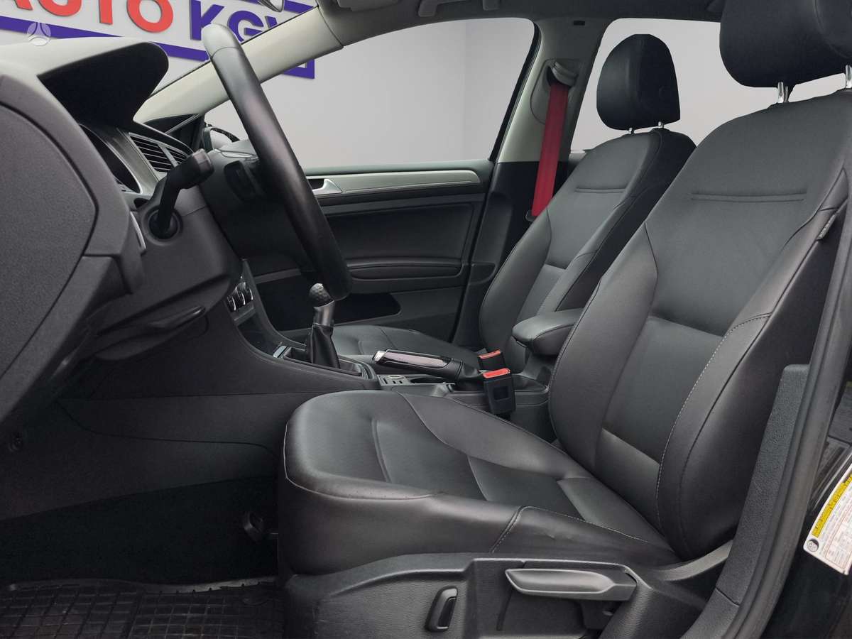 Volkswagen Golf, 2.0 l., hatchback